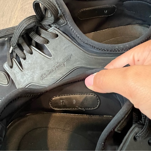 Salvatore Ferragamo Pocket Nero Men’s Sneakers - Picture 10 of 13